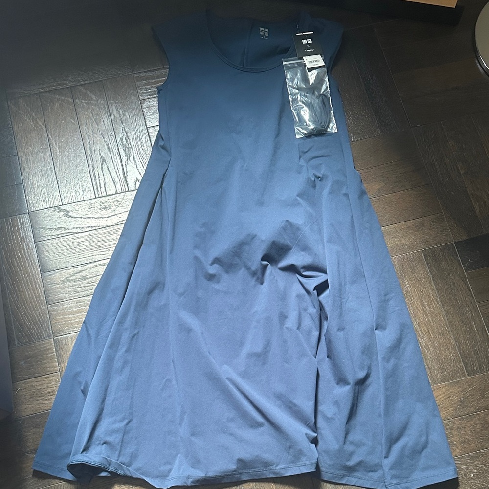 Uniqlo x Theory Navy Dress